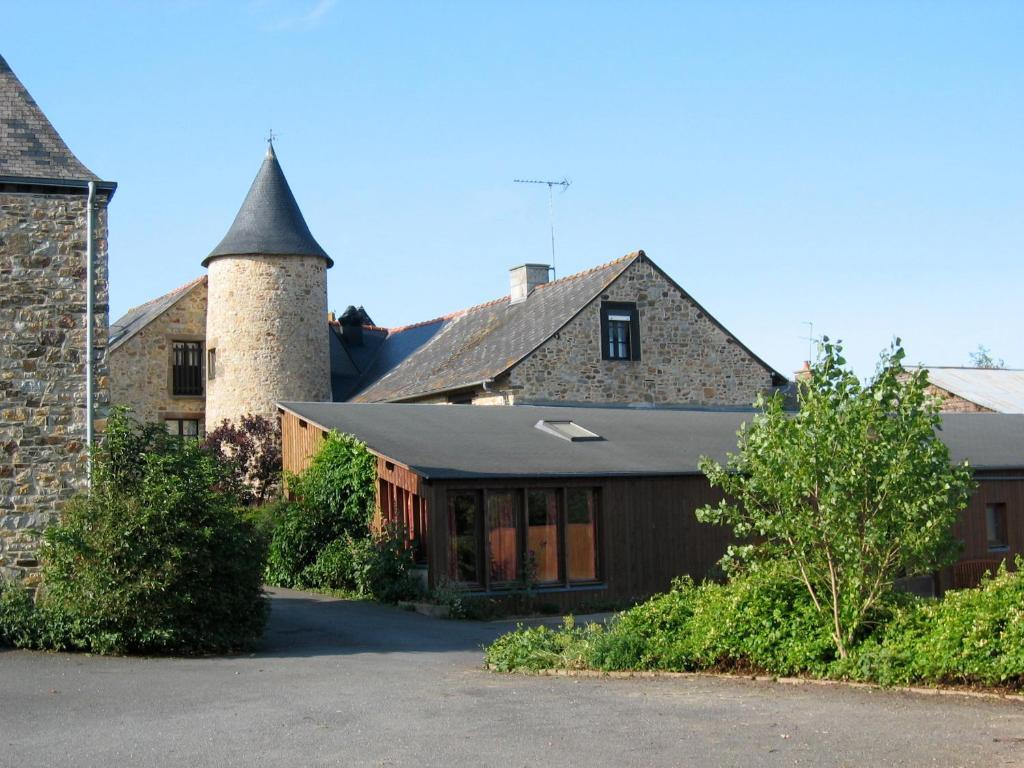 Gites De La Ferme Auberge De Mesauboin Bille ภายนอก รูปภาพ