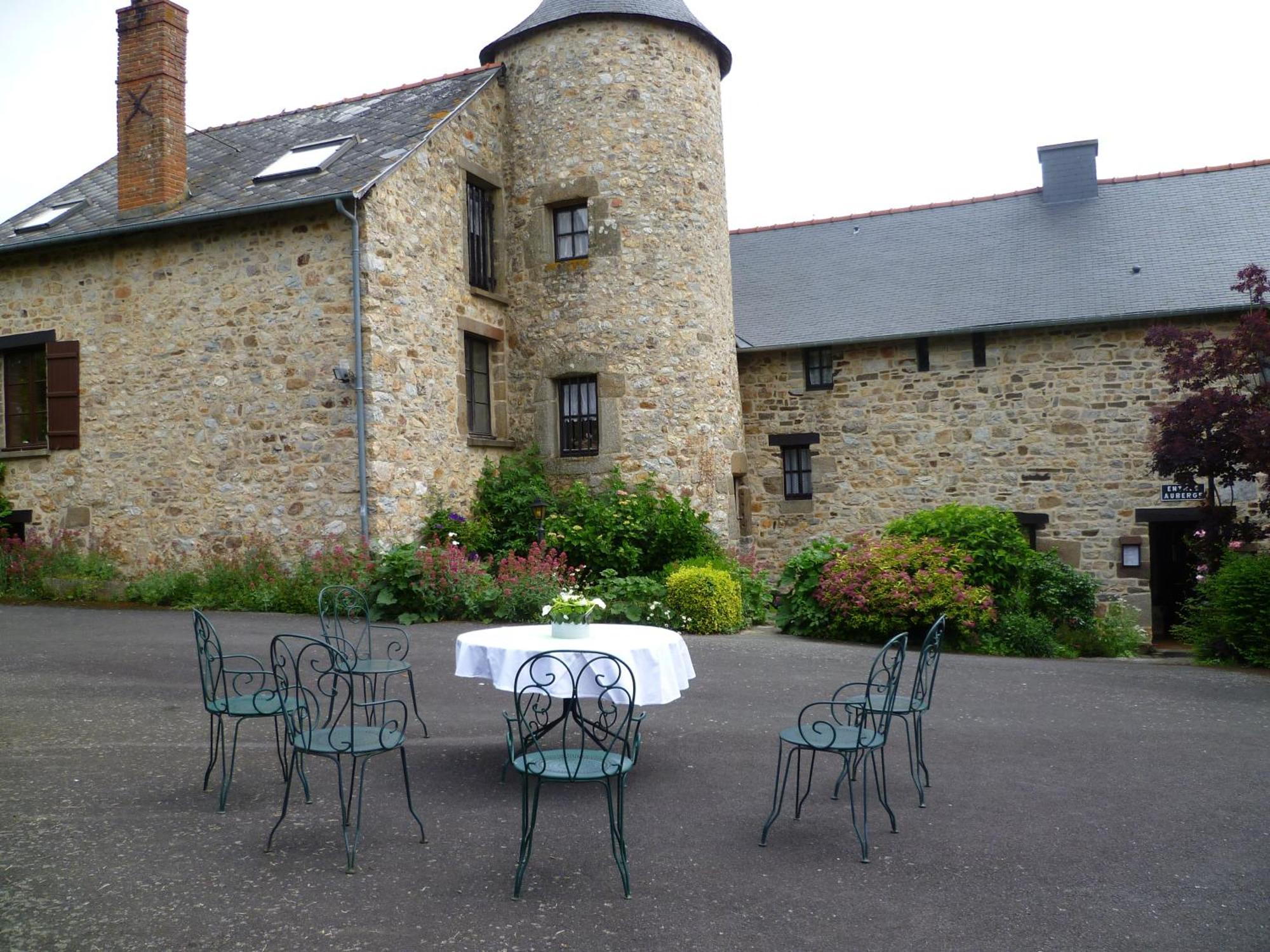 Gites De La Ferme Auberge De Mesauboin Bille ภายนอก รูปภาพ